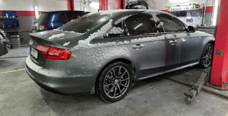 Діагностика двигуна Audi A4 B8 2.0 TFSI