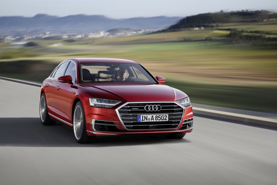 Audi A8 D5 - кращий бізнес клас