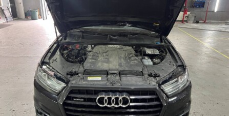 Ремонт авто після ДТП Audi Q7 4M
