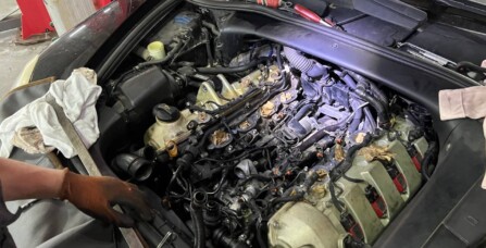 Підтікання охолоджуючої рідини Porsche Cayenne 4.8 турбо