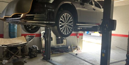 Заміна стартера генератора Audi A8 D5