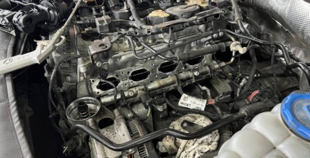 Чистка впускної системи горіховою скарлупою Audi А4 B9