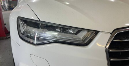 Встановлення матричних передніх фар Audi A6 C7