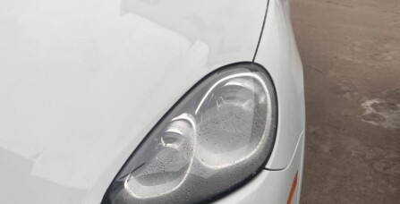 Усунення запотівання предньої оптики Porche Cayenne