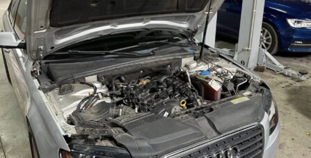 Заміна вакумного насосу Audi A4B8 2.0 TFSI