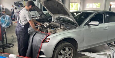 Заміна клапану ВКГ Audi A4 B8 2.0 TFSI