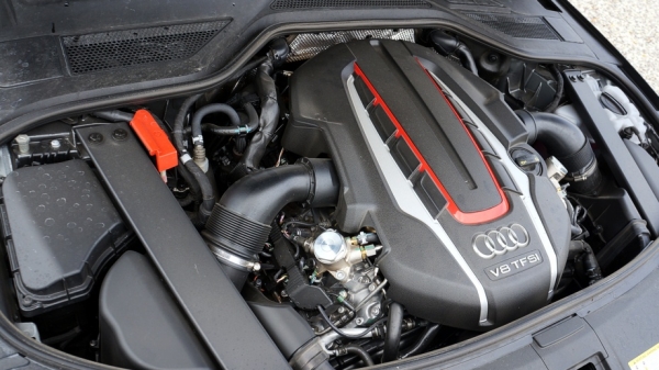 Проблеми двигуна 4.0 TFSI (серія EA824)