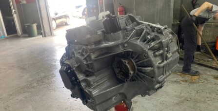 Підтікання заднього сальника колінчатого валу на Volkswagen Beetle 1.8 TSI