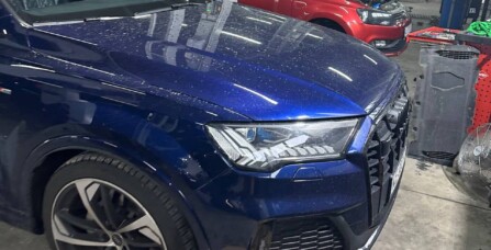 Заміна гальмівних дисків і колодок Audi Q7 3.0 TDI