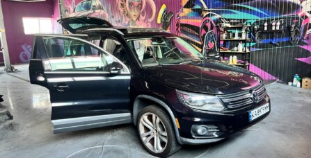 Хімчистка авто Volkswagen Tiguan 2.0 TFSI