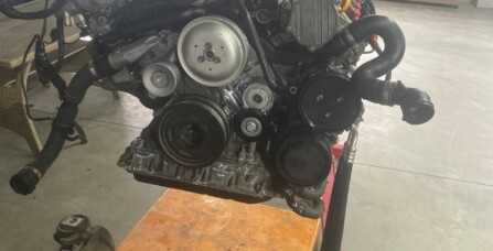 Гільзування двигуна Audi Q7 3.0 TFSI
