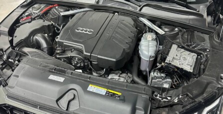 Заміна комплекта ланцюгів ГРМ та чистка впуску Audi A4B9 2.0 TFSI
