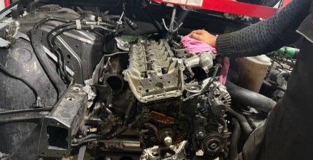 Заміна розподільчих валів Audi A4B9 2.0 TFSI