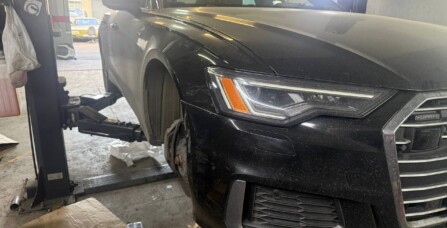 Заміна нижніх ричагів передньої ходової частини та оливи в АКПП Audi A6C8 3.0 TFSI