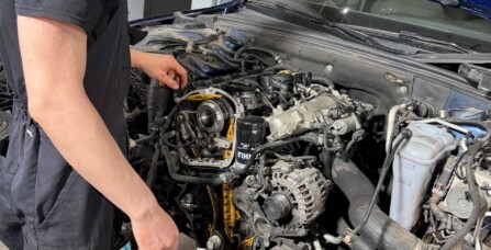 Заміна комплекту ГРМ та переущільнення бугельної кришки Audi A5 2.0 TFSI