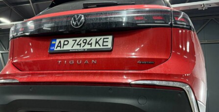 Заміна оливи та фільтрів в двигуні, діагностика ходової частини Volkswagen Tiguan 2.0 TSI