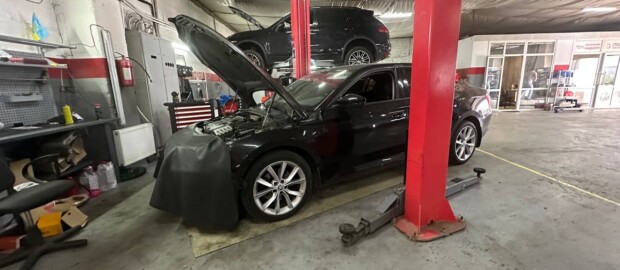 Заміну комплекту ГРМ Skoda Superb