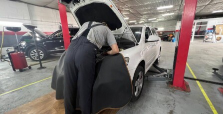 Заміна зчеплення та маховика Skoda Octavia A5 2011