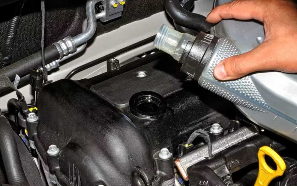 Чи варто робити промивку двигуна?