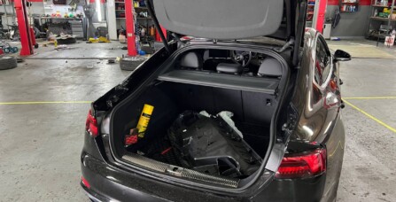 Ремент менанізму багажника Audi A5 B9