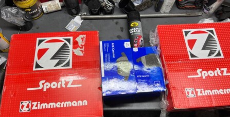 Заміна передніх та задніх гальмівних дисків Audi S4 B9