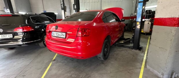 Замена комплекта ГРМ и помпы Volkswagen Jetta 2.0 MPI