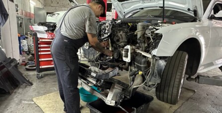 Заміна комплекту ГРМ Audi A4 B8 2.0 TFSI