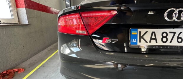 Эндоскопия двигателя Audi S7 4.0 TFSI