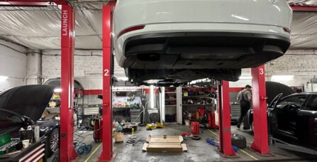 Заміна ГРМ, заміна гальмівних дисків та колодок Skoda Superb 2.0 TDI