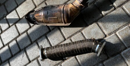 Установка даунпайпа Audi A4 B6 1.8 T