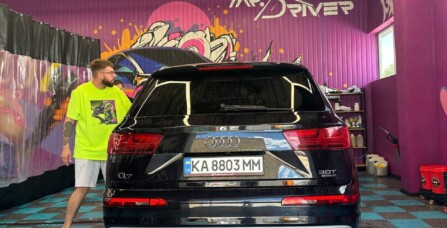 Оклейка передньої частини авто в поліуретанову плівку