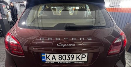 Підтікання оливи двигуна Porsche Cayenne 3.6 FSI