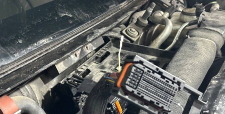 Заміна блока керування двигуном Audi A8 4.0 TFSI