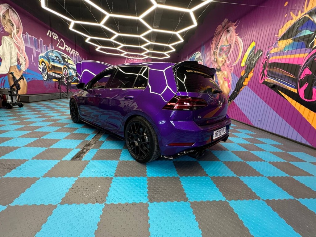 Професійне полірування автомобіля