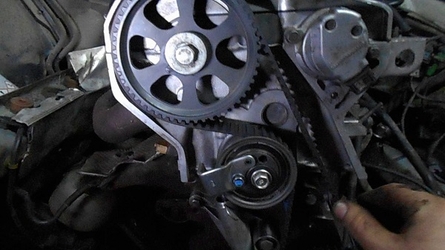Заміна ременів ГРМ VAG