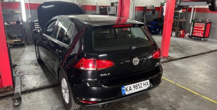 Слюсарні роботи по відновленню різьби на піддоні VW Golf 7 - 1.8 TSI