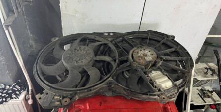 Заміна вентиляторів охолодження Audi A6 C6