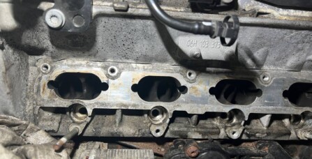 Чистка впускних з клапанів горіховою скарлупою Audi Q5