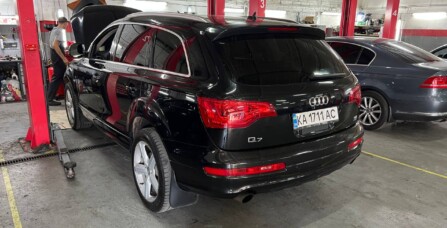 Заміна реле стартера Audi Q7