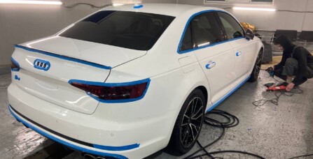 Реставраційне полірування авто Audi A4 B9