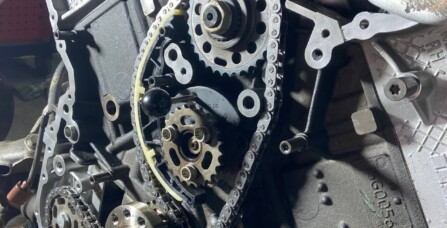 Заміна комплекта ГРМ Audi Q7 3.0 TDI 2015 року