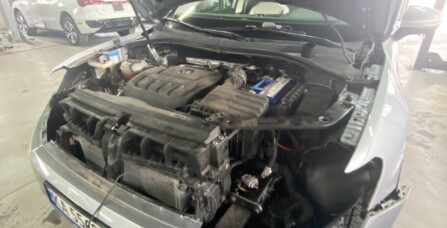 Заміна штатних фар на Full LED Volkswagen Tiguan