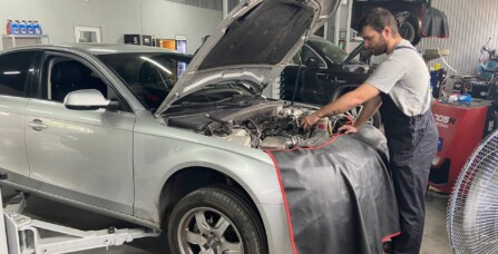 Заміна клапану ВКГ Audi A4 B8 2.0 TFSI