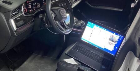 Ремонт проводки переднього бампера. Калібрування радарів активного круїз контролю Audi Q8 2019 року