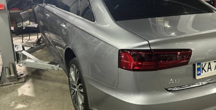 Заміна комплекта ланцюгів ГРМ Audi A6C7 2.0 TFSI