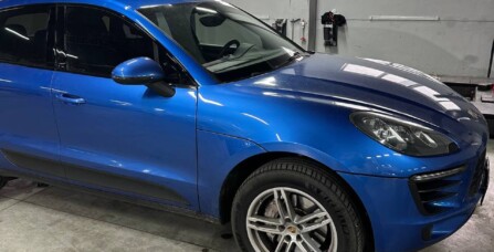 Чистка дренажів панорамного даху Porsche Maccan 3.0 TFSI