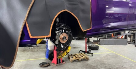 Заміна гальмівних дисків та колодок на Volkswagen Golf 7