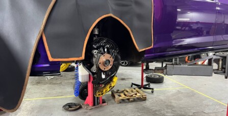 Заміна гальмівних дисків та колодок на Volkswagen Golf 7