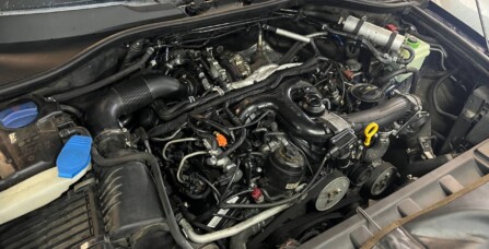 Переущільнення передньої кришки двигуна на Audi A6 C7 3.0 TDI 9 CRCA0