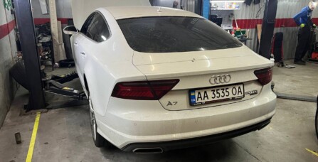 Переущільнення передньої кришки двигуна на Audi A6 C7 3.0 TDI 9 CRCA0